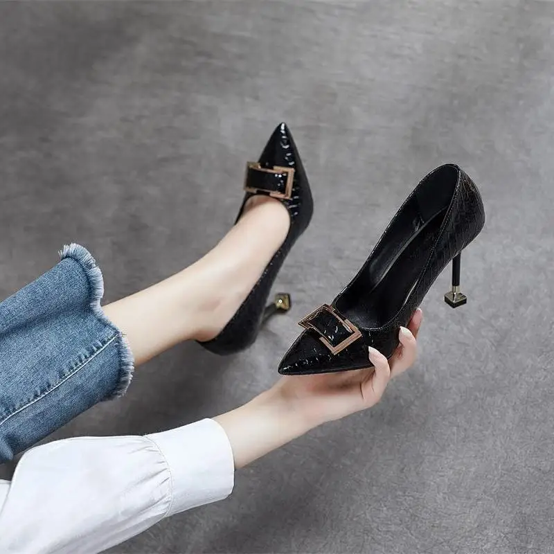 30-43 Patent Leather Snake Pat - Leatherwork Free Patterns 评论和价格