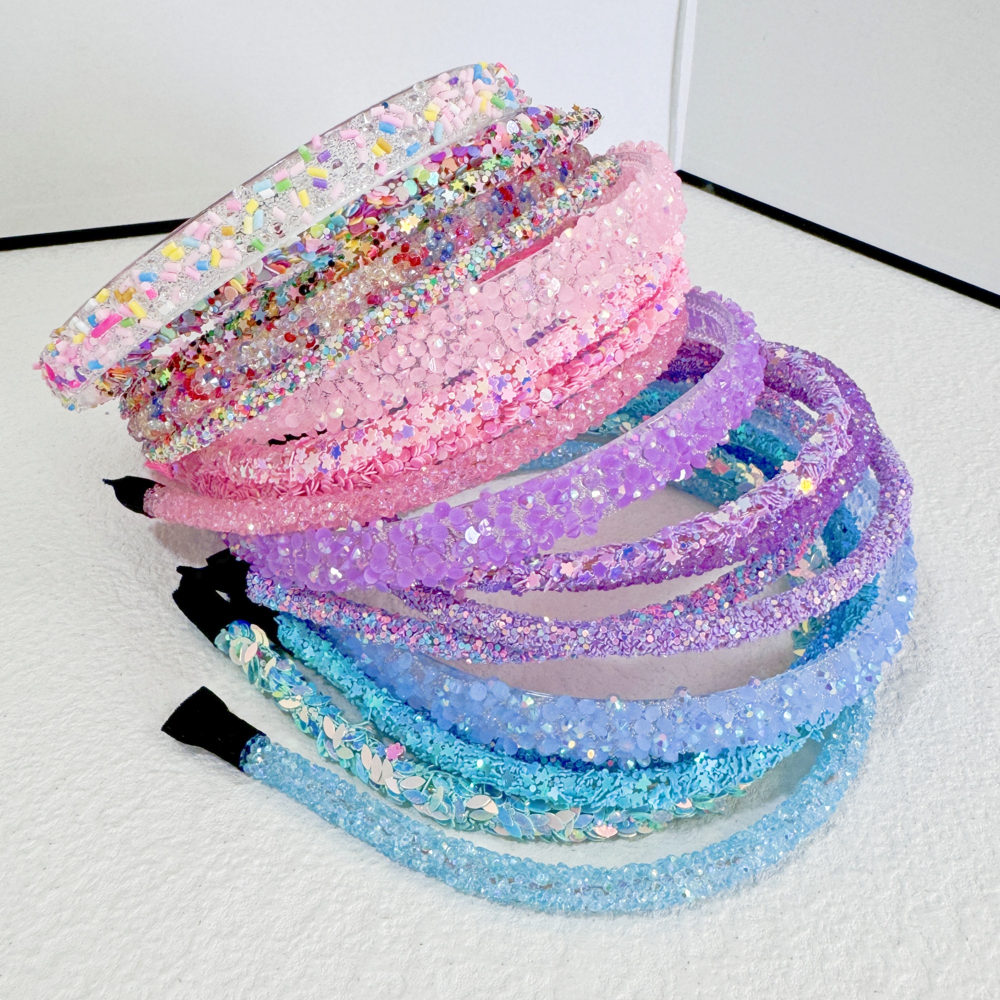 5PCS Glitter Plastic Hairbands - Leatherwork Pony 评论和价格